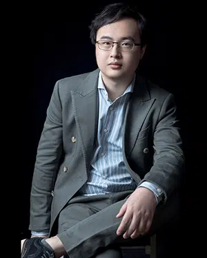 设计师罗鹏