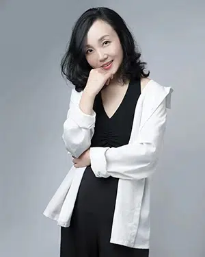 罗玲